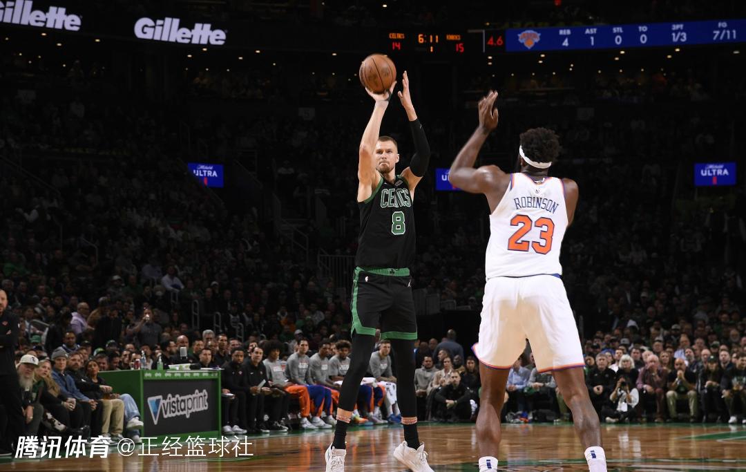 AYX爱游戏中国-塔图姆新星刷新纪录表现突出，中国队前途光明！再创辉煌时刻(塔图姆跟布朗哪个厉害)