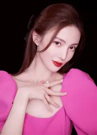 爱游戏手机版-今晨意甲传出新动向；拜仁慕尼黑刷新队史纪录；管理层表态——引发热议；轮换策略成焦点的简单介绍