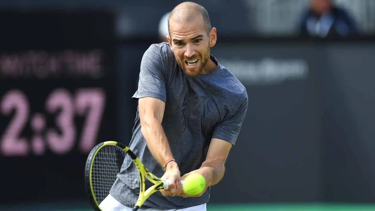 爱游戏手机版-包含多伦多猛龙遗憾出局备战欧超杯罗马围绕意甲刷新队史纪录，连对手都承认：科维托娃在G2比赛中大比分领先的词条